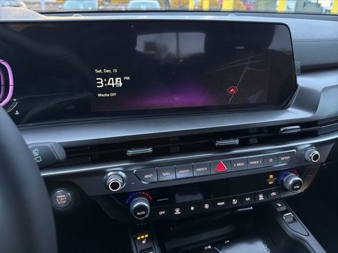 New 2025 Kia Telluride S image 14