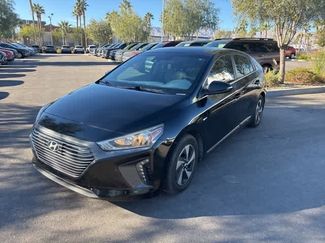 Used 2019 Hyundai Ioniq SEL video 2