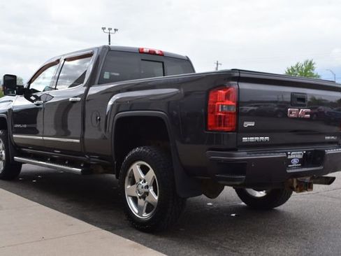 Used 2015 GMC Sierra 2500 Denali AWD/4WD image 14