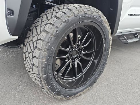 New 2024 Toyota Tacoma TRD Off-Road w/ TRD Off Road Premium Package image 43