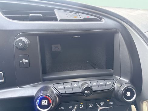 Used 2017 Chevrolet Corvette Stingray Coupe w/ Carbon Flash Badge Package image 46