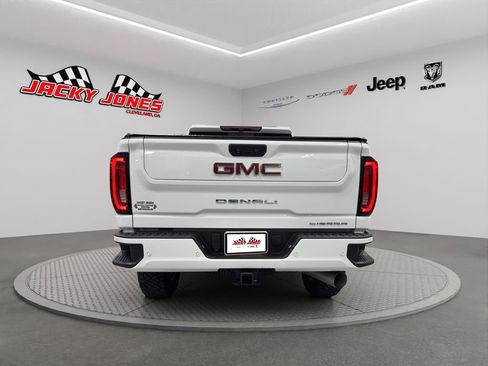Used 2022 GMC Sierra 2500 Denali image 7