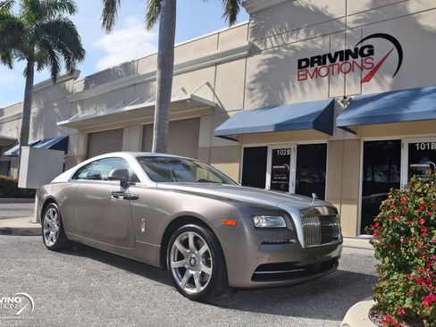 Used 2015 Rolls-Royce Wraith image 8