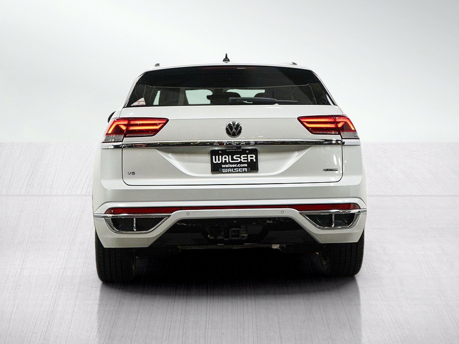 Used 2023 Volkswagen Atlas Cross Sport SEL Premium R-Line AWD/4WD image 5