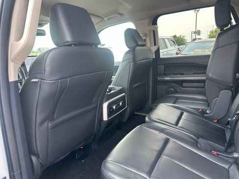Used 2023 Ford Expedition XLT RWD image 10