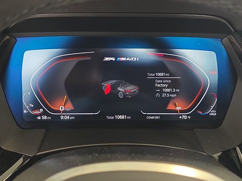 Used 2025 BMW Z4 M40i w/ Premium Package image 27