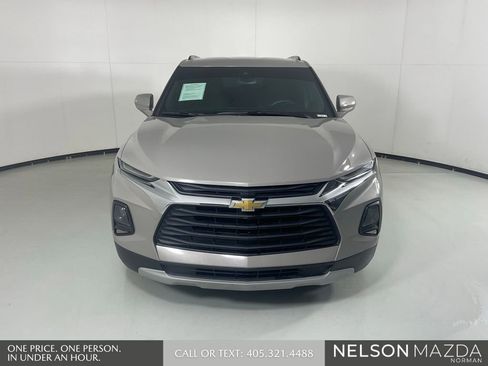 Used 2021 Chevrolet Blazer LT AWD/4WD image 2
