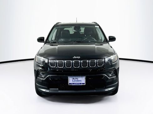 Used 2022 Jeep Compass Latitude w/ Convenience Group AWD/4WD image 2