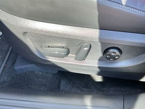 Used 2025 INFINITI QX50 Sport AWD/4WD image 11