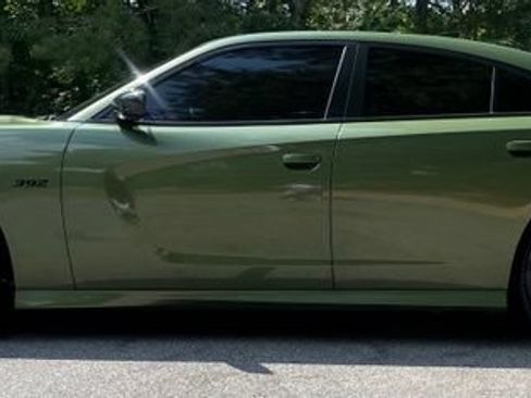 Used 2022 Dodge Charger Scat Pack w/ Daytona Edition Group RWD image 4
