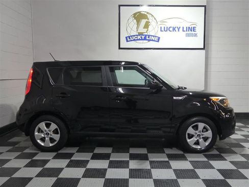 Used 2017 Kia Soul w/ Convenience Package image 6