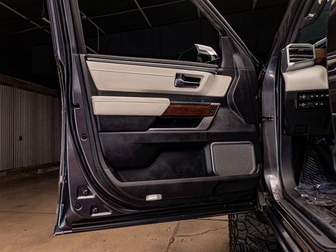 Used 2023 Toyota Tundra Capstone image 29