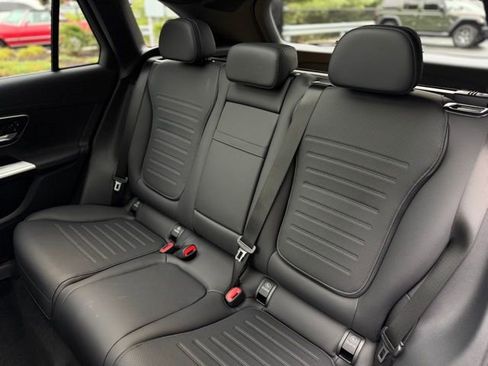 Used 2026 Mercedes-Benz GLC 300 4MATIC image 25