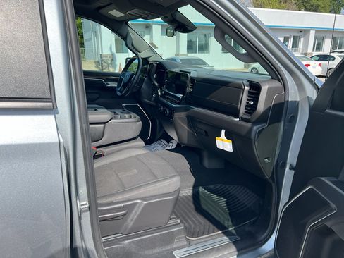 Used 2026 Chevrolet Silverado 1500 RST AWD/4WD image 12