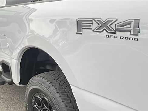 New 2026 Ford F250 XLT w/ XLT Premium Package image 15