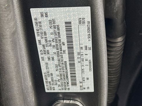 Used 2025 Ford Escape ST-Line FWD image 12