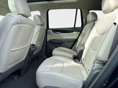 Certified 2024 Cadillac XT6 Premium Luxury image 13