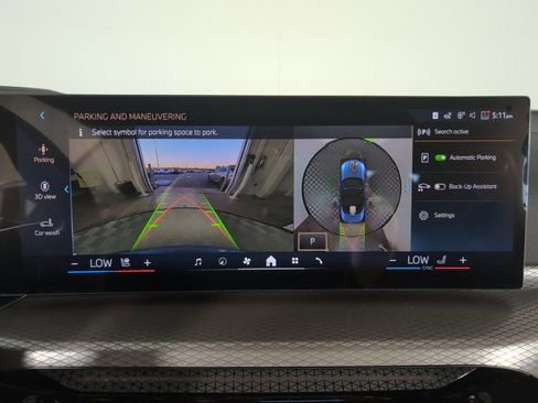 Used 2025 BMW 430i Convertible w/ M Sport Package image 24