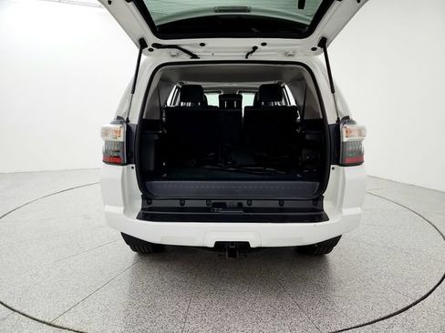 Used 2021 Toyota 4Runner SR5 Premium w/ Moonroof Package AWD/4WD image 19