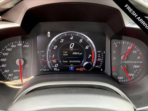 Used 2015 Chevrolet Corvette Stingray Coupe RWD image 13