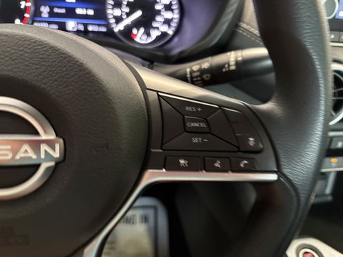 Used 2024 Nissan Sentra SV FWD image 22