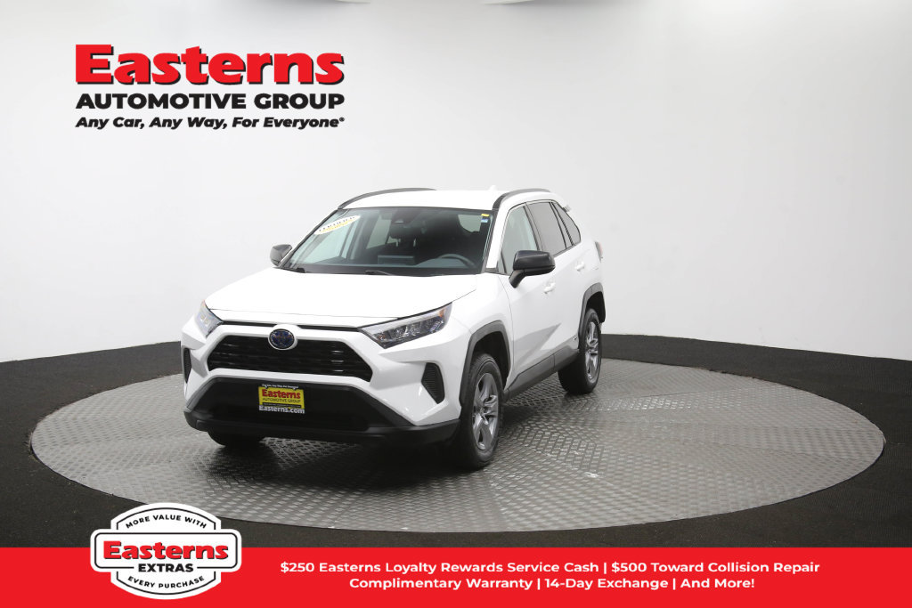 Used 2022 Toyota RAV4 LE AWD/4WD image 56