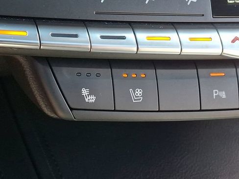 Used 2023 Cadillac XT4 Sport FWD image 24