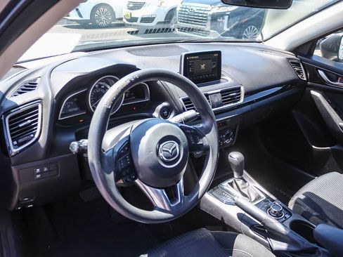 Used 2016 MAZDA MAZDA3 i Sport w/ Preferred Equipment Package FWD image 22