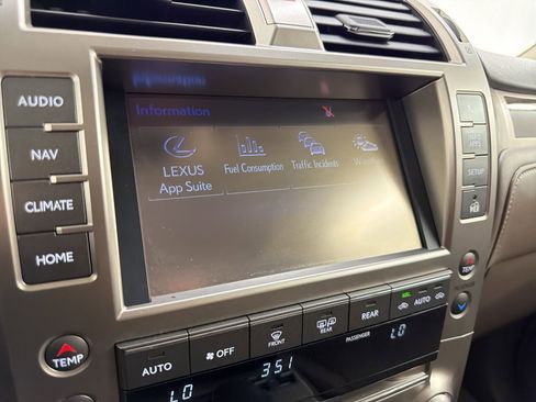 Used 2019 Lexus GX 460 Luxury AWD/4WD image 23