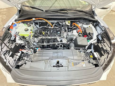 New 2026 Ford Escape ST-Line Select w/ Class II Trailer Tow Package image 42