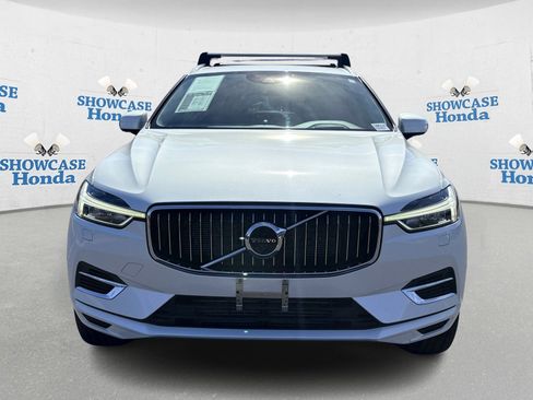 Used 2018 Volvo XC60 T8 Inscription image 10