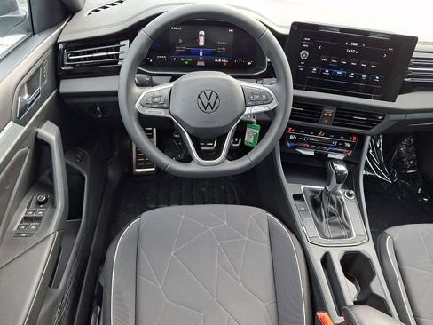 New 2026 Volkswagen Jetta Sport FWD image 7