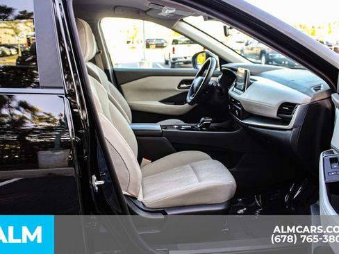 Used 2025 Nissan Rogue SV FWD image 20