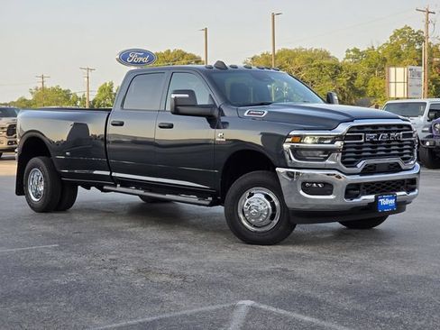 New 2026 RAM 3500 Tradesman AWD/4WD image 3