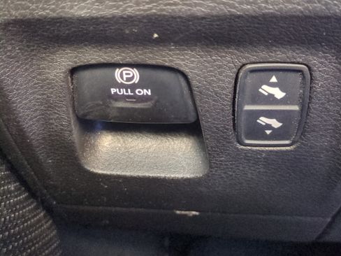 Used 2019 RAM 1500 Big Horn image 26