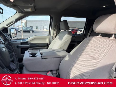 Used 2016 Ford F150 XLT w/ Equipment Group 302A Luxury image 16