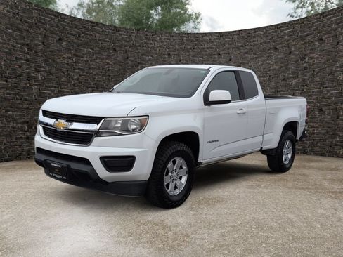 Used 2017 Chevrolet Colorado W/T w/ WT Convenience Package AWD/4WD image 6