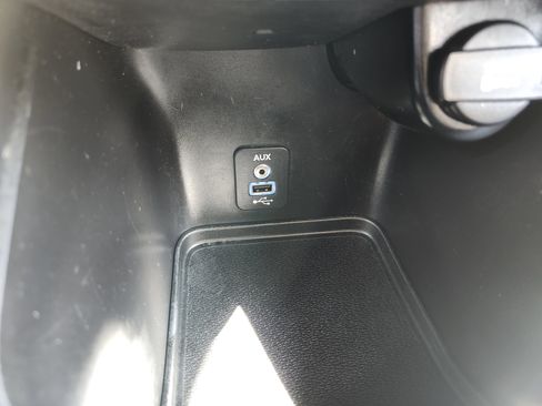 Used 2017 Dodge Journey SE FWD image 4