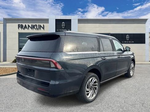 New 2026 Lincoln Navigator L Reserve AWD/4WD image 7