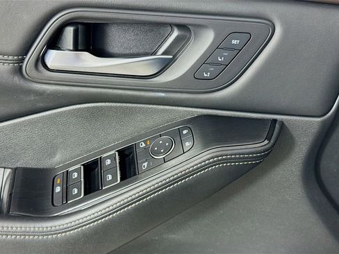 Used 2023 Nissan Rogue SL w/ SL Premium Package FWD image 22
