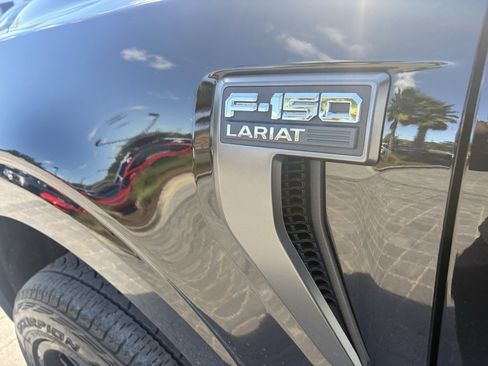 Used 2021 Ford F150 Lariat image 12