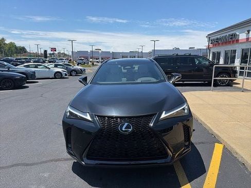 Used 2025 Lexus UX 300h AWD w/ Cold Area Package image 10