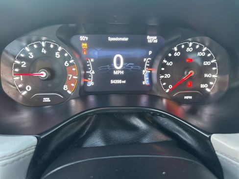 Used 2024 Jeep Compass Limited image 10