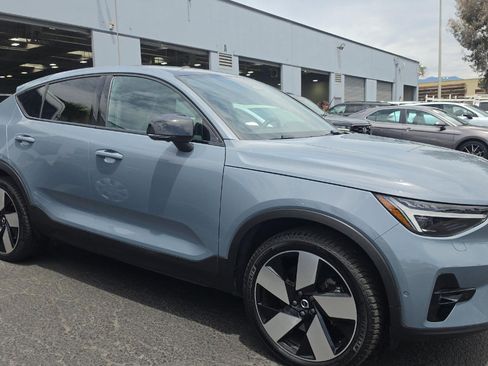 Used 2023 Volvo C40 P8 Recharge Ultimate AWD/4WD image 1