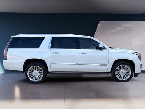 Used 2018 Cadillac Escalade ESV Platinum RWD image 6