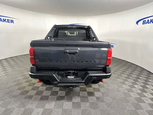 Used 2024 Toyota Tacoma Trailhunter AWD/4WD image 8