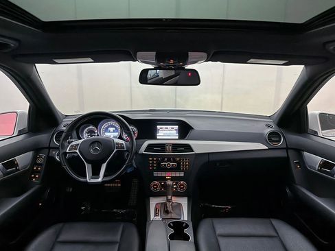 Used 2014 Mercedes-Benz C 250 Sedan image 27