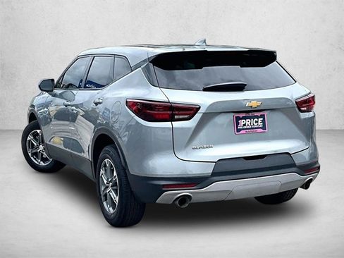 Used 2023 Chevrolet Blazer LT FWD image 13