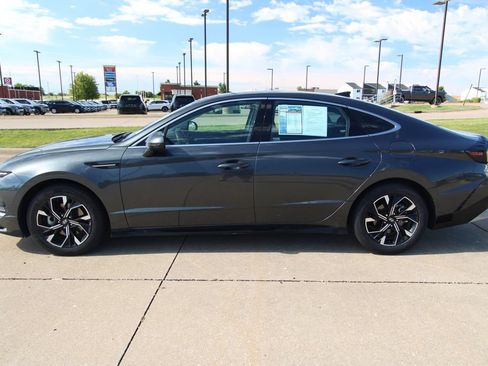 Used 2025 Hyundai Sonata SEL FWD image 17