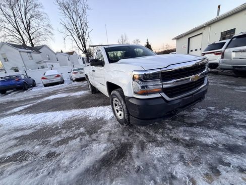 Used 2017 Chevrolet Silverado 1500 W/T w/ Trailering Package image 6
